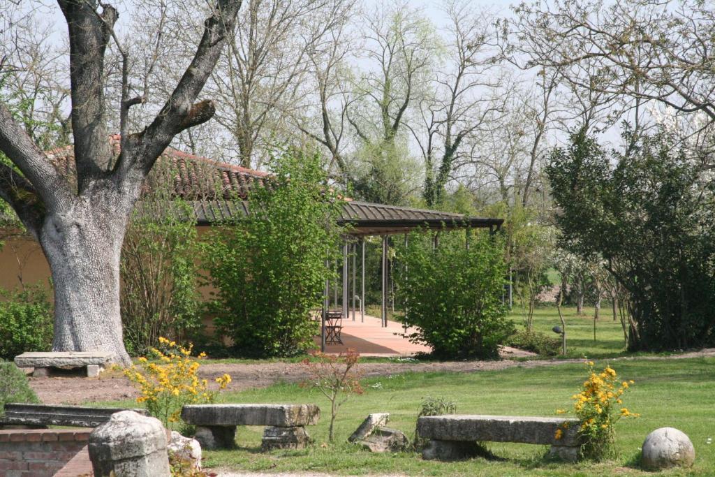 Agriturismo Corte San Girolamo มานโตวา ภายนอก รูปภาพ